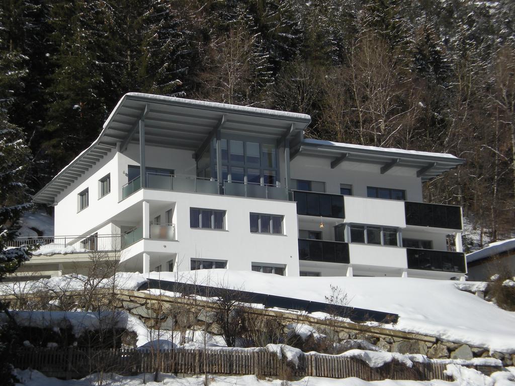 Collina Apartment